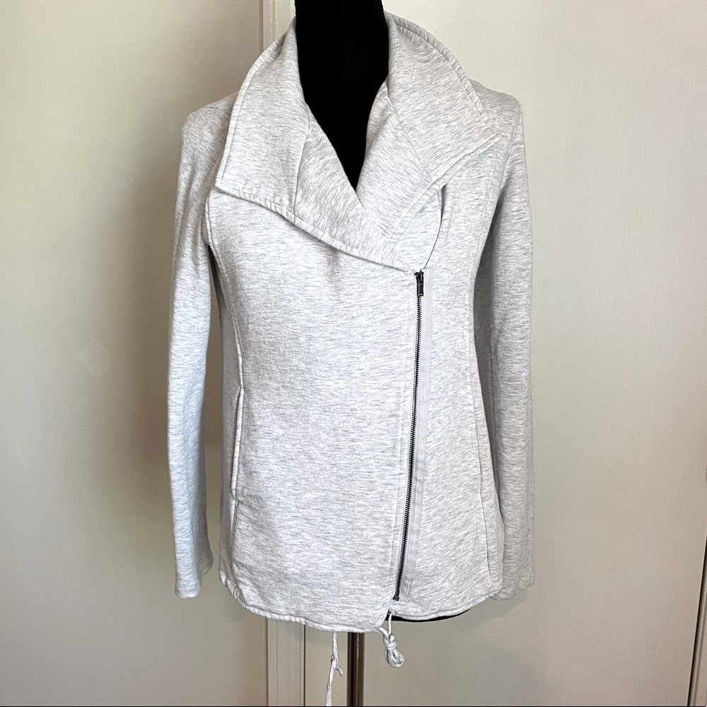 H by Bordeaux • Heather Gray Asymmetric Zip Up